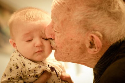 Old man and baby ©Flickr Gustavo Devito