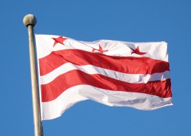 flag-WashingtonDC.blue-sky-background